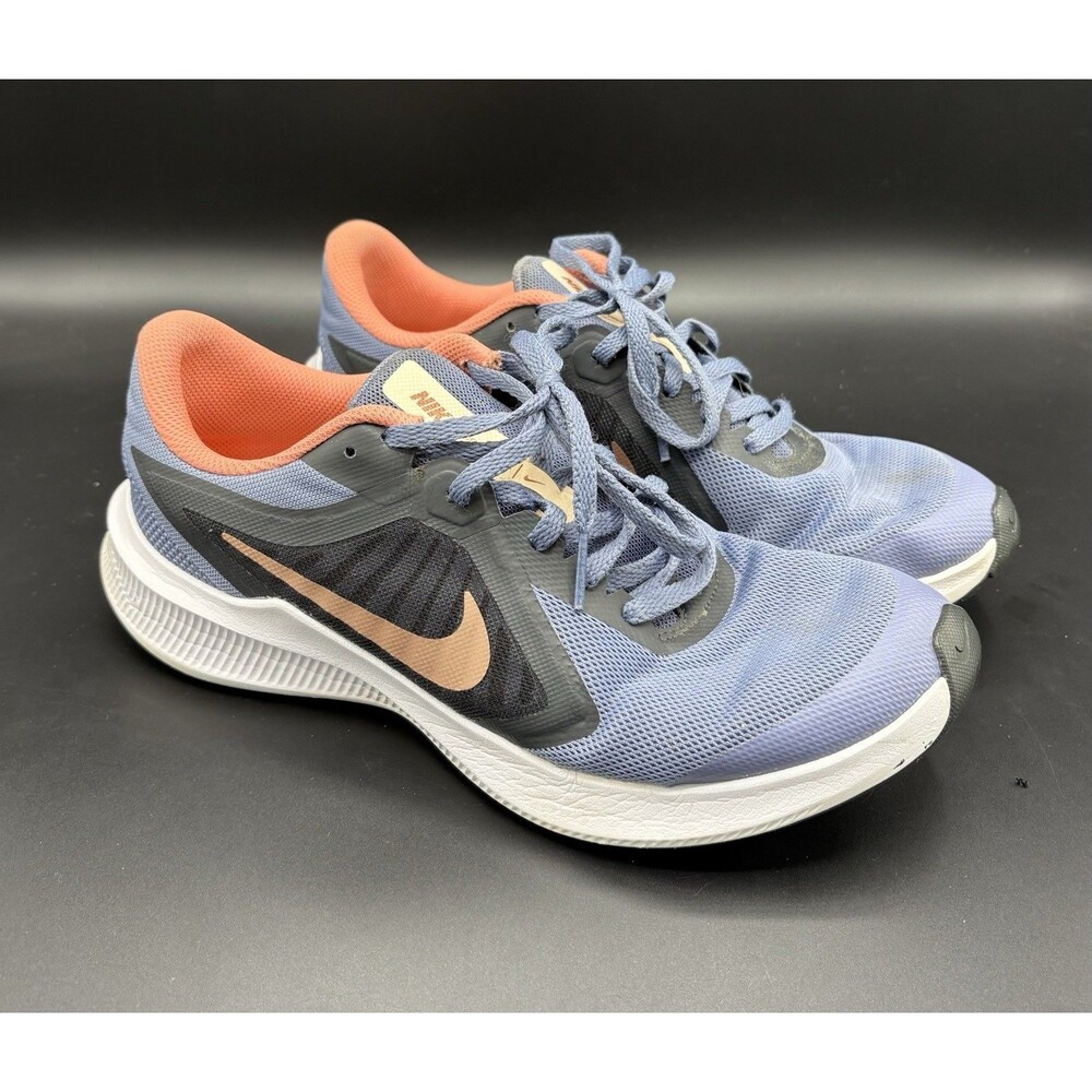 Nike Running Shoes / Athletic Shoes / Size 6y Youth GS / Pre Owned